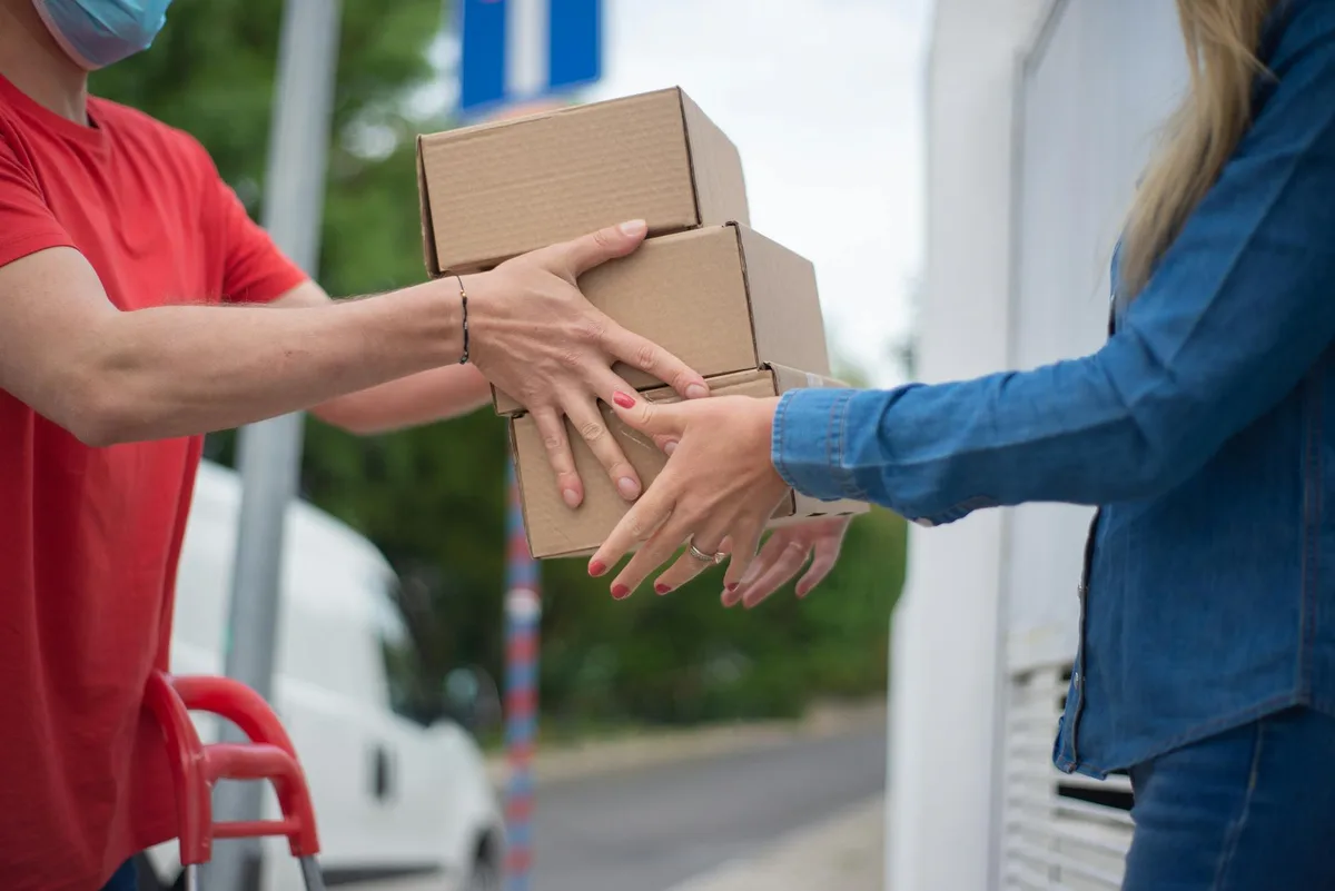 Shopee Malaysia courier dispatch notification comparison DHL eCommerce vs J&T Express